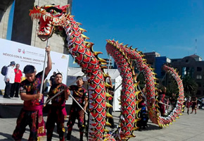 DANZA DEL DRAGÓN CHINO